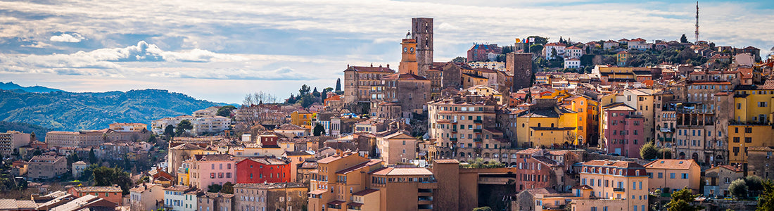 Grasse : La Capitale Mondiale du Parfum et Notre Source d'Inspiration